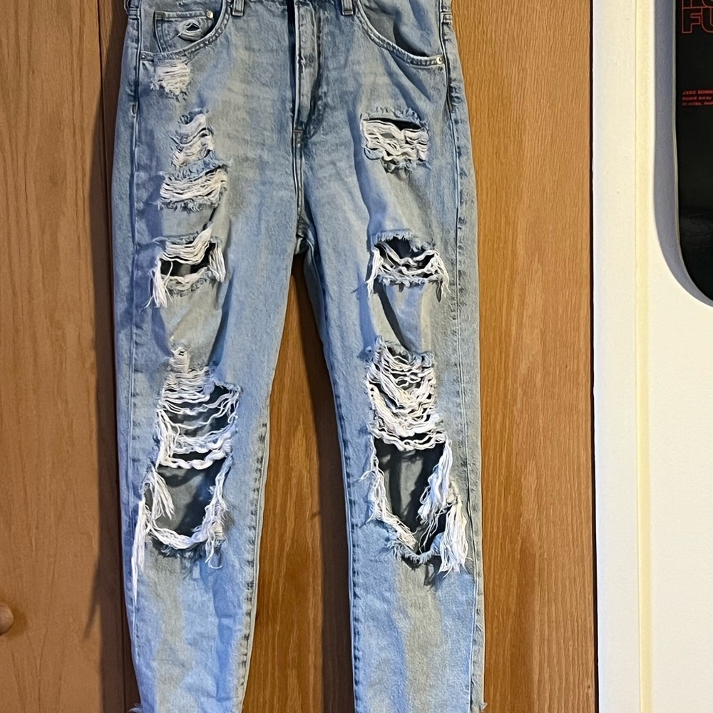 Distressed H&M Women's Jeans